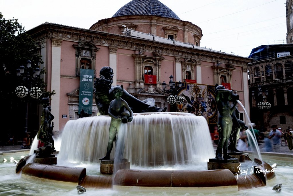 Valence-0001.jpg